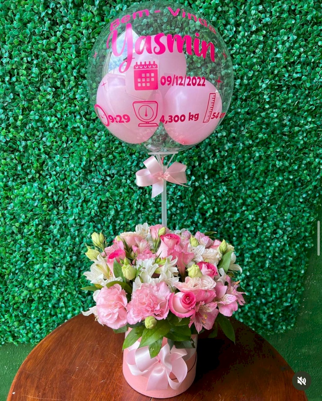 Box Flower pequena com Balão Bubble