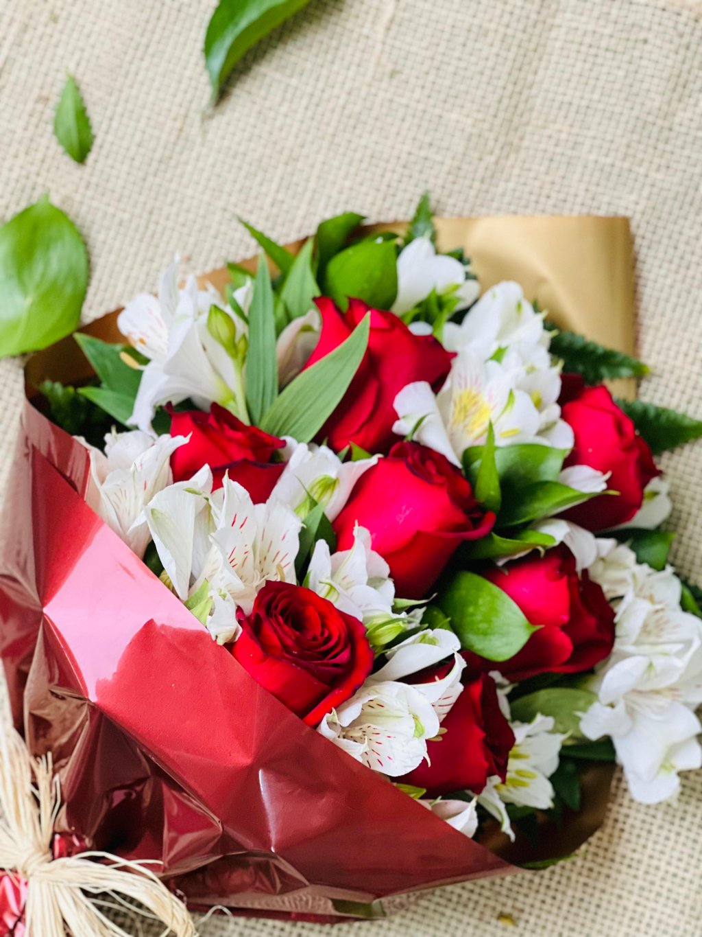 Mimo de 7 Rosas Vermelhas 🌹✨