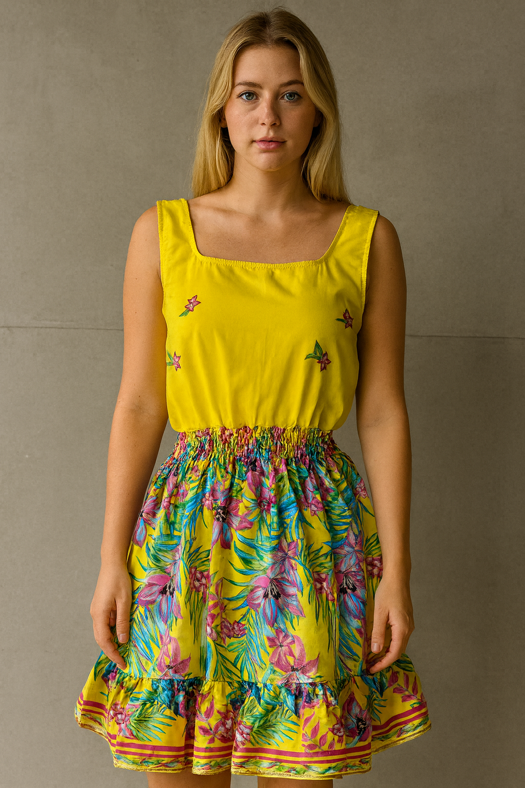 Vestido creminho Elastex REF: 705