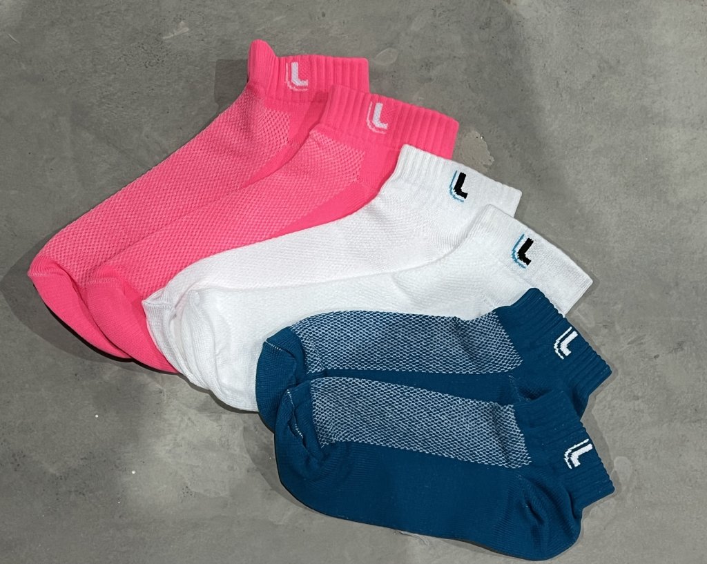 Meias kit com 3 Pares Feminino REF: 576