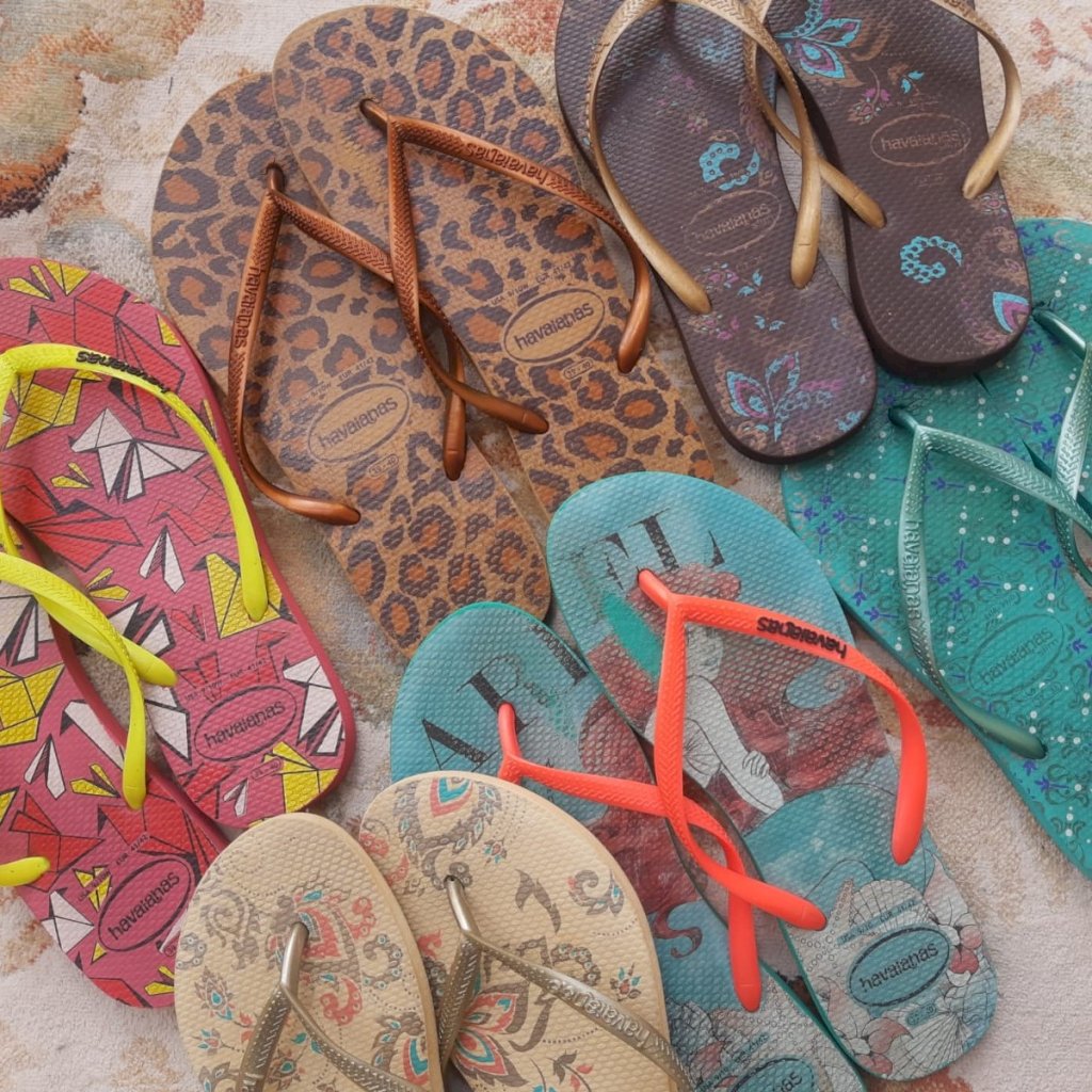 Lote GC2202 - Chinelo Feminino, 8 pares, usados