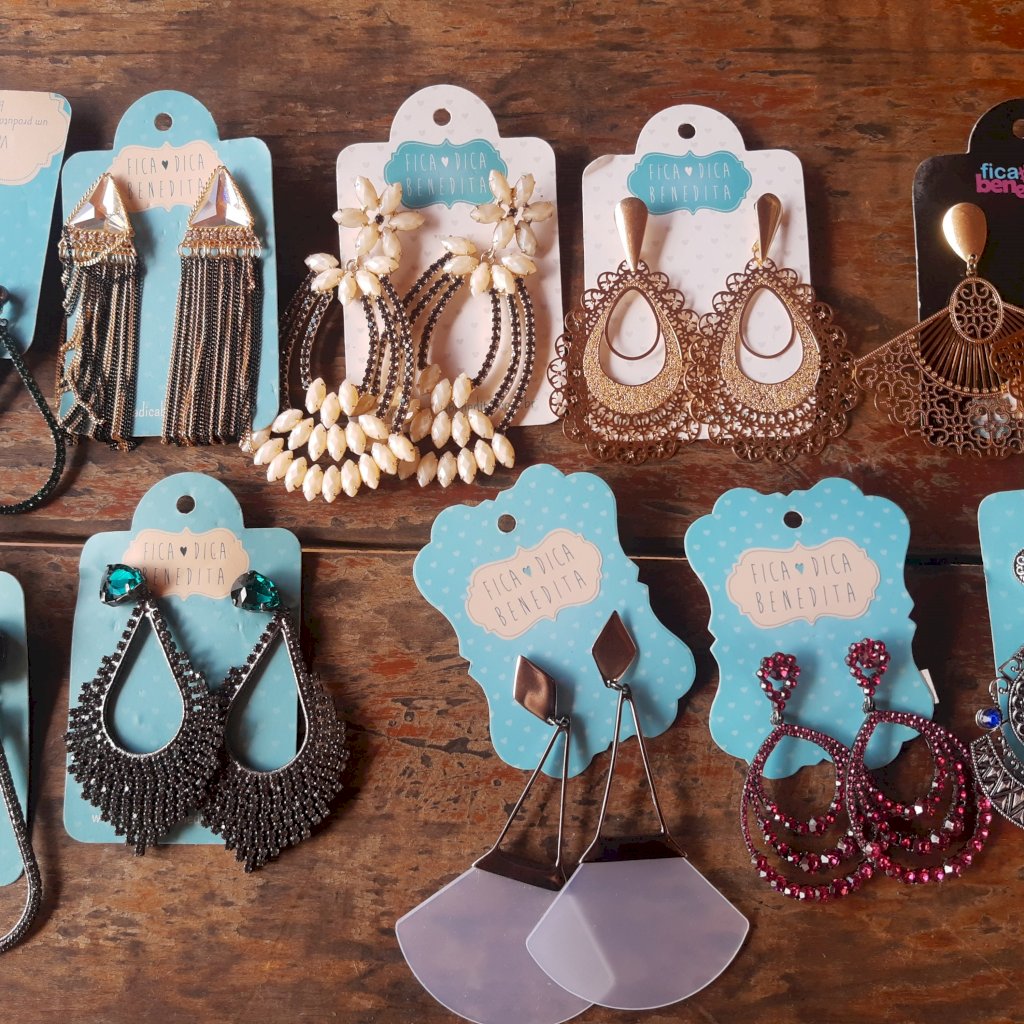 Lote GC2207 - Lote de acessórios premium, 30 unidades