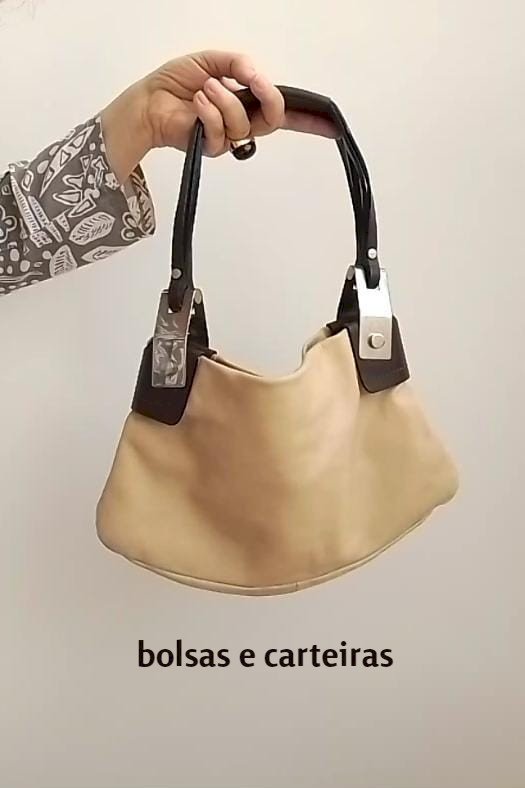 Lote GC2261 - Bolsas e carteiras -  23 peças