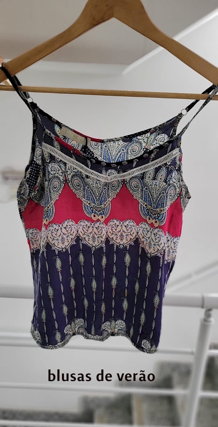 Lote MNK2223 - Blusas de verão - 20 peças