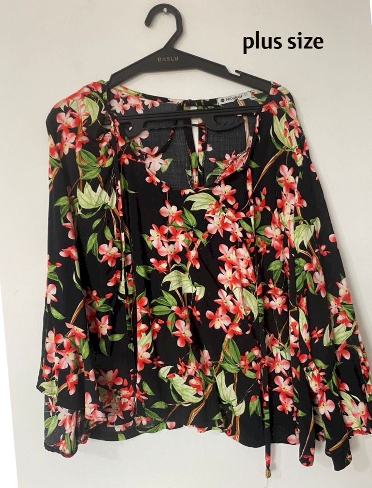 Lote BV0423 - Plus size feminino - 30 peças