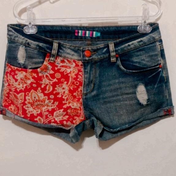Lote GC8623 - Lote verão de shorts e saias, usadas