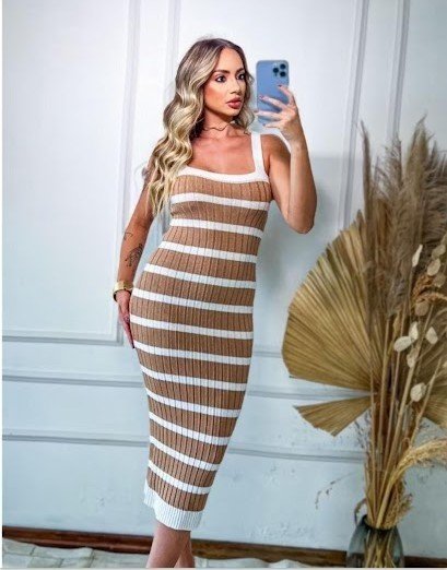 VIL096 - lote com 100 vestidos, calças, casacos de tricot, nunca usados