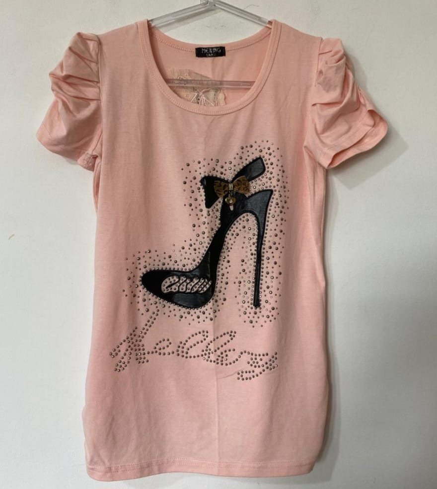 BVT0425- Lote com 12  camisetas usadas