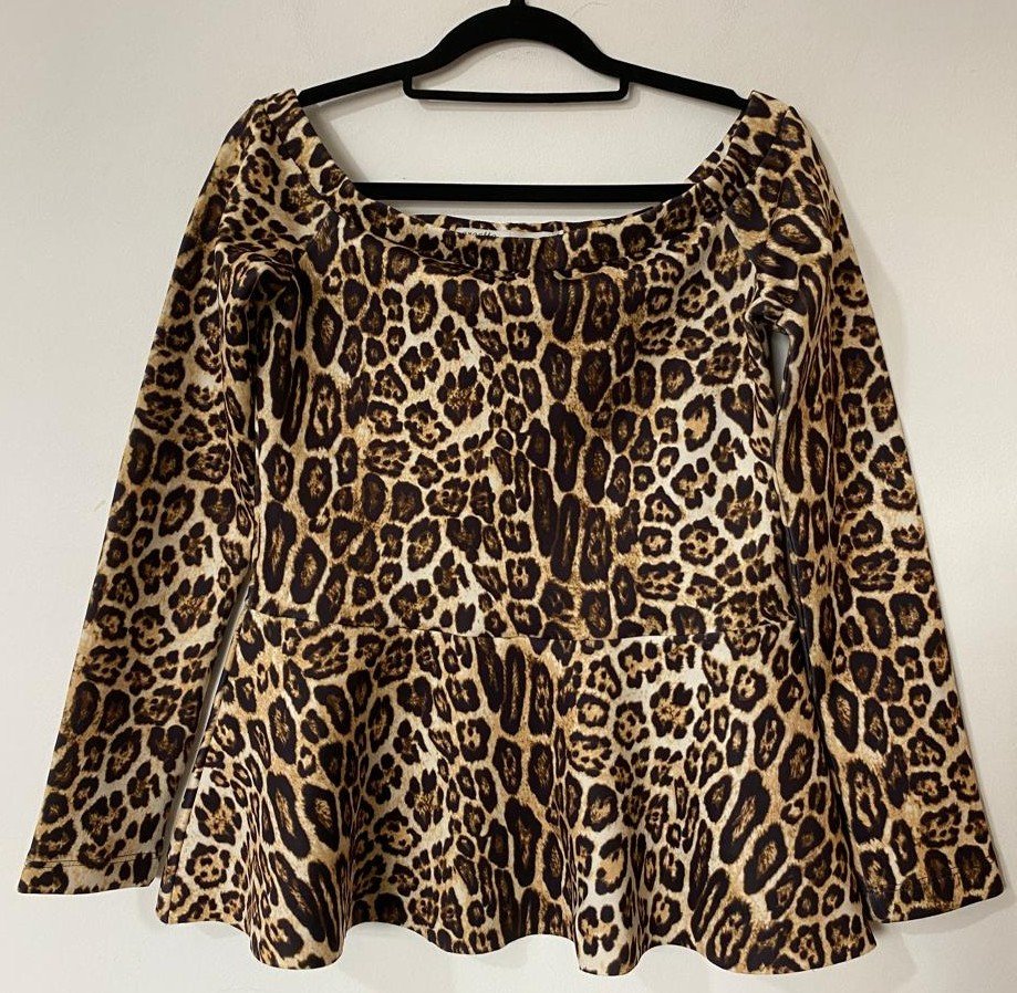 BVT0625 - lote com 12 blusas usadas