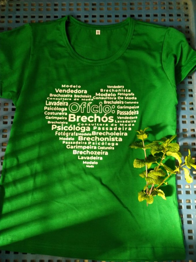 Camiseta @amobrechos