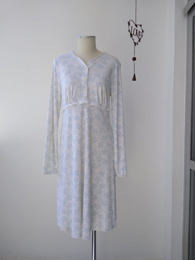 Lote C027 - Sleepwear - 27 peças