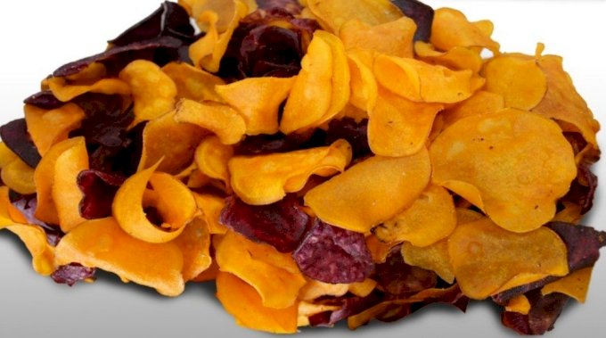 Chips batata doce roxa e laranja 