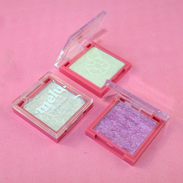 Iluminador Unitário Melu - Ruby Rose