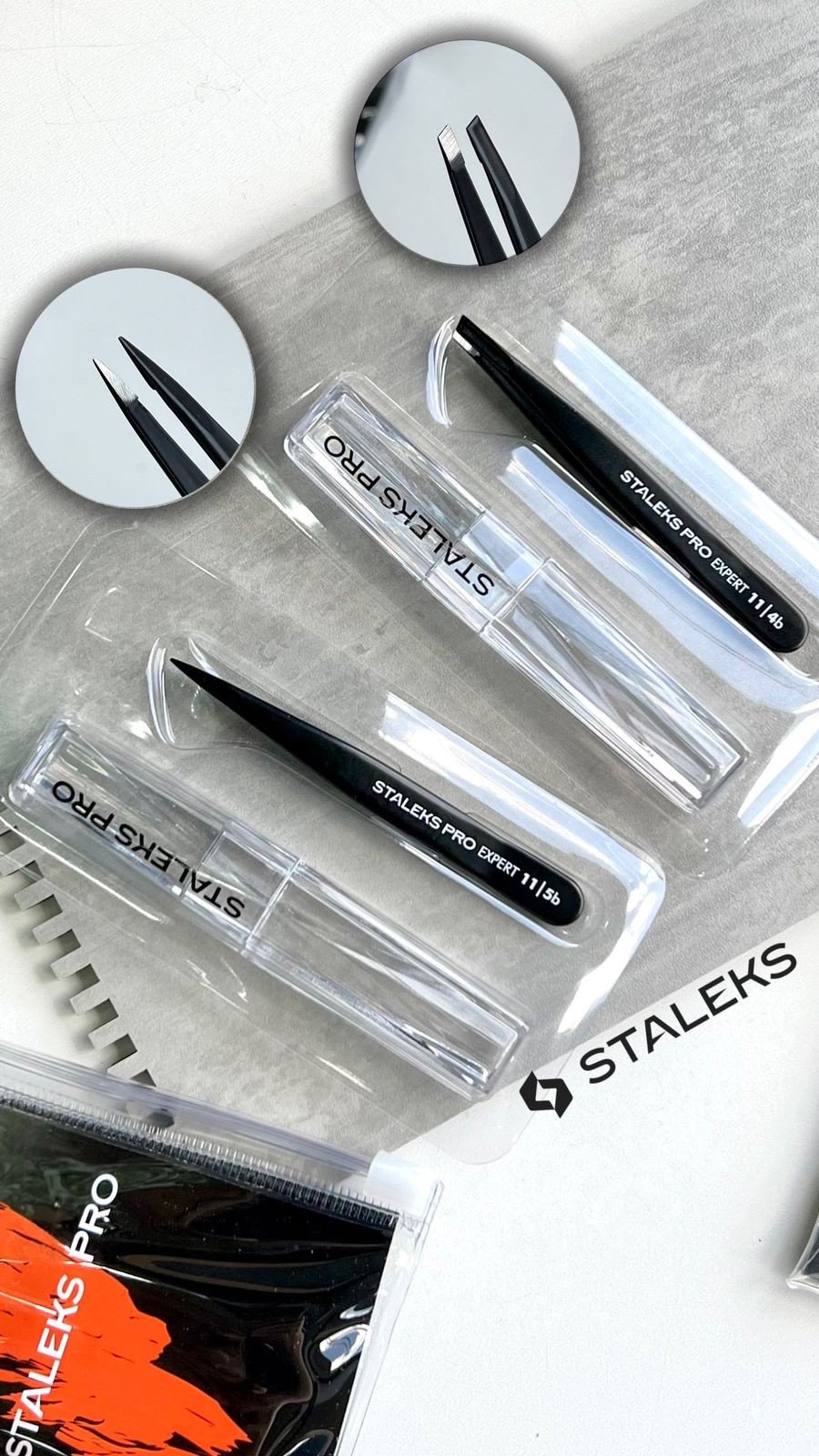 Pinça Sobrancelhas Preta - Staleks PRO