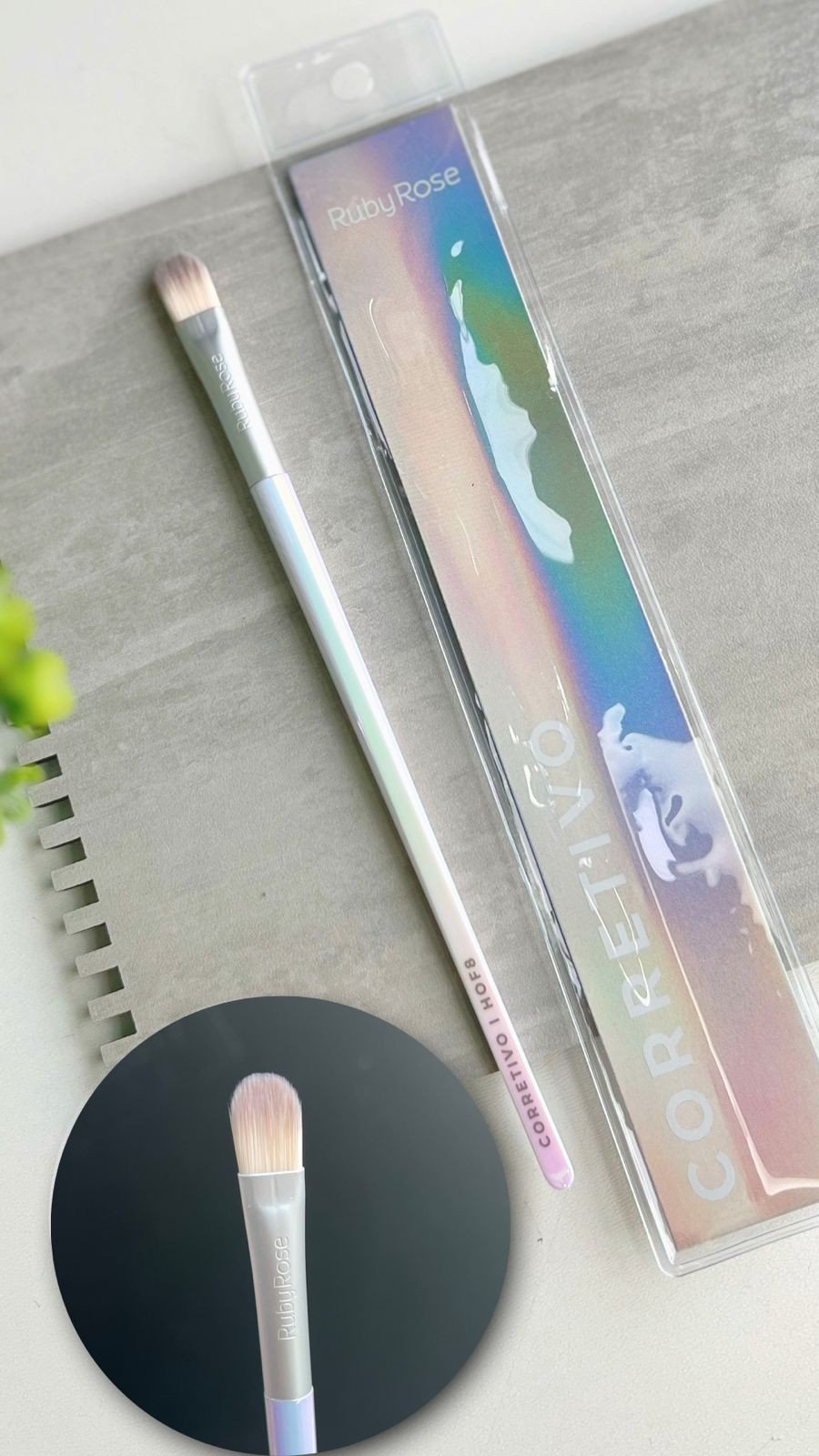 Pincel Corretivo F8 - Ruby Rose 