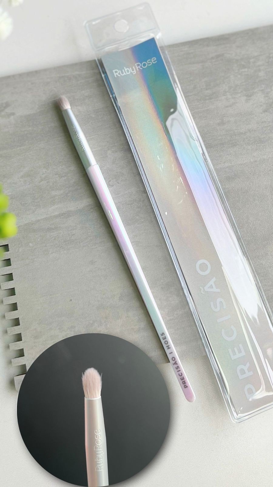 Pincel Precisão E5 - Ruby Rose