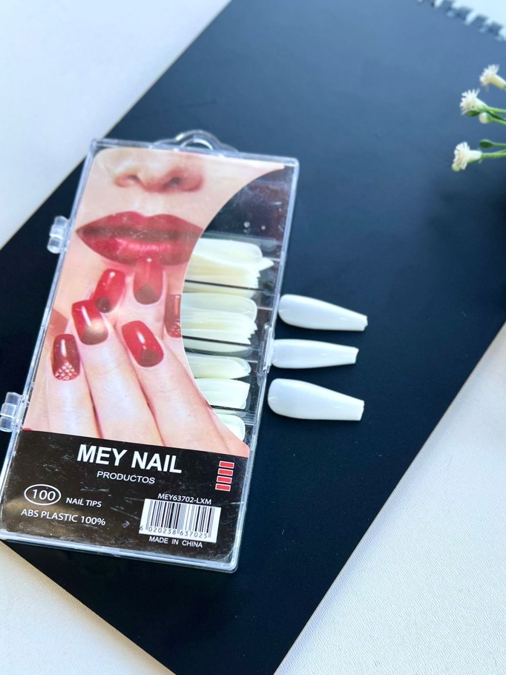 Unha Postiça Quadrada Leitosa - Mey Brasil 