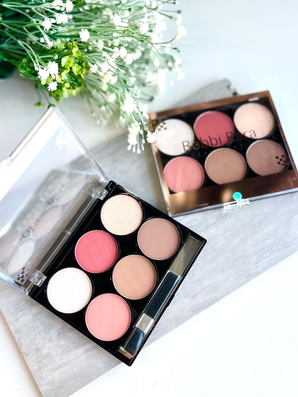 Paleta Blush, Contorno e Iluminador - Bobbi Rara