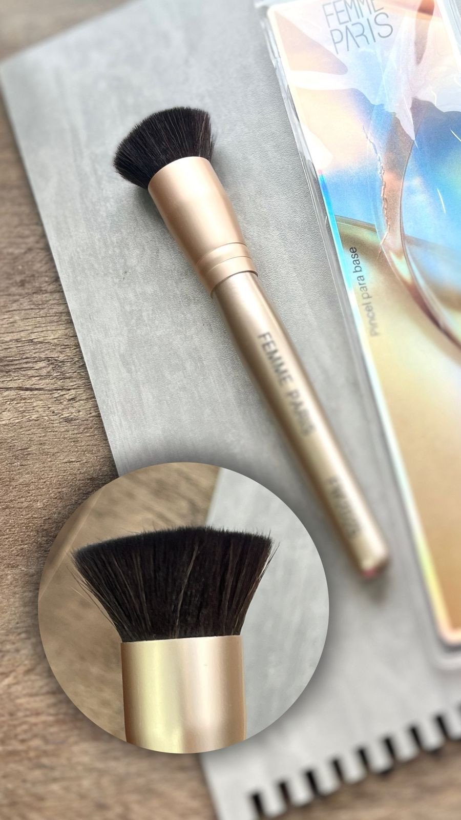 Pincel Kabuqui Reto FM2025 - Femme Paris 