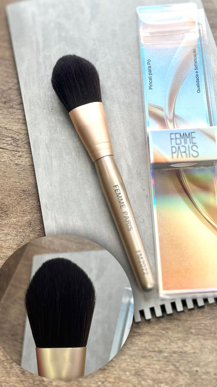 Pincel De Pó FM2022 - Femme Paris 