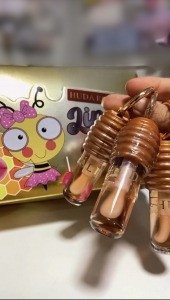 Gloss Mel Chaveiro - Huda Royal 