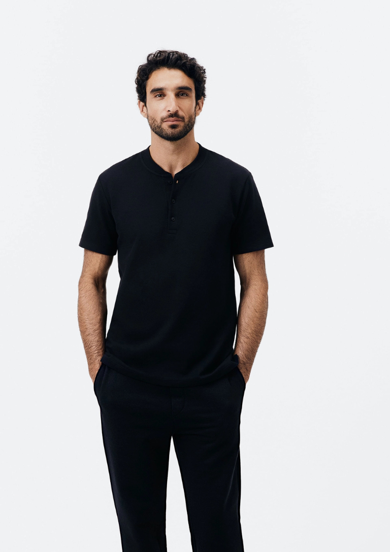 Camiseta Básica Henley Masculina Texturizada