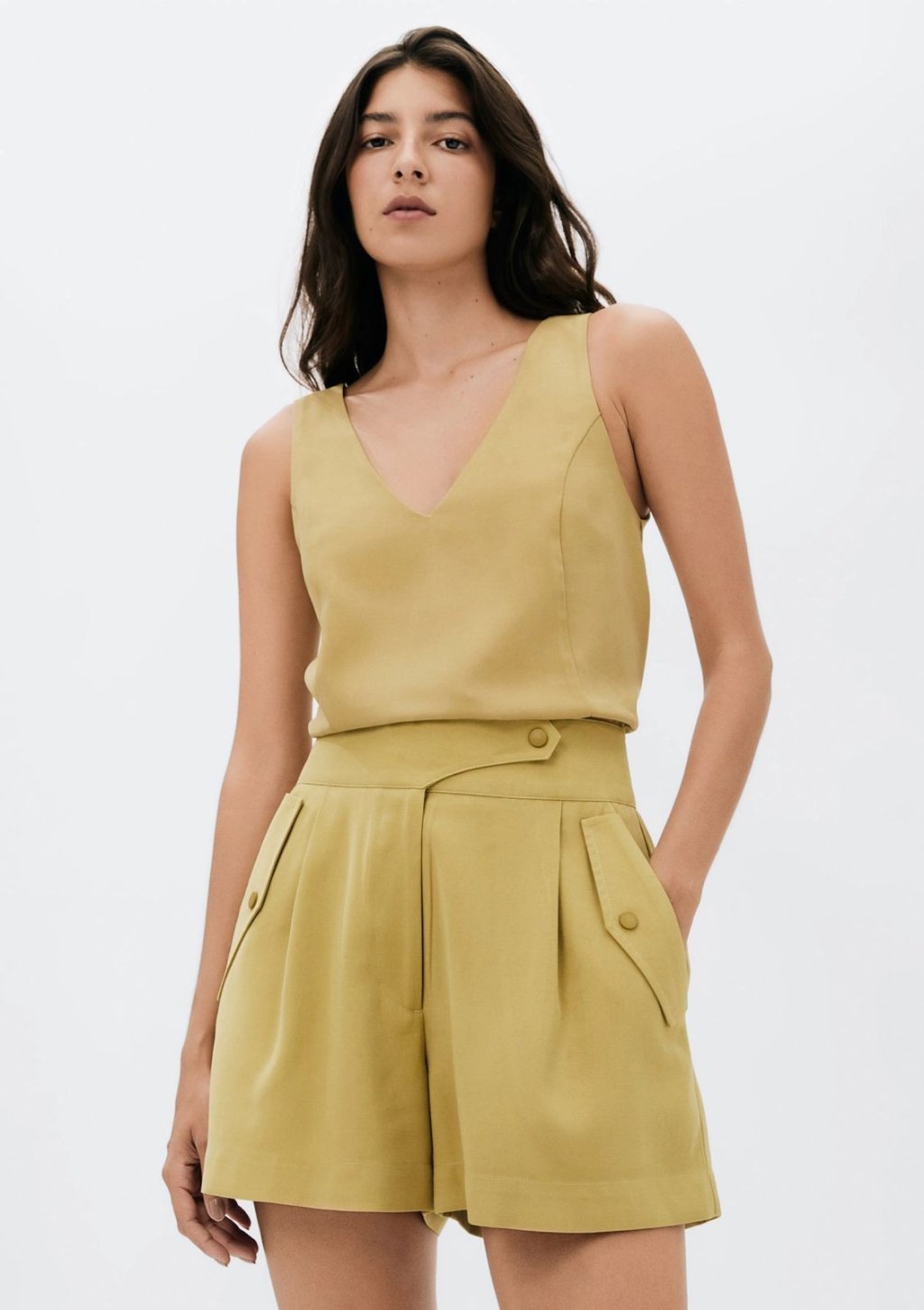 Shorts Feminino em peach touch verde