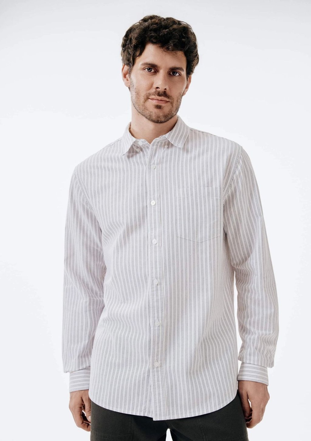Camisa social manga longa em algodão listrada