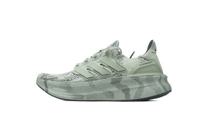 ADIDAS ULTRABOOST 5 CAMO CARBON