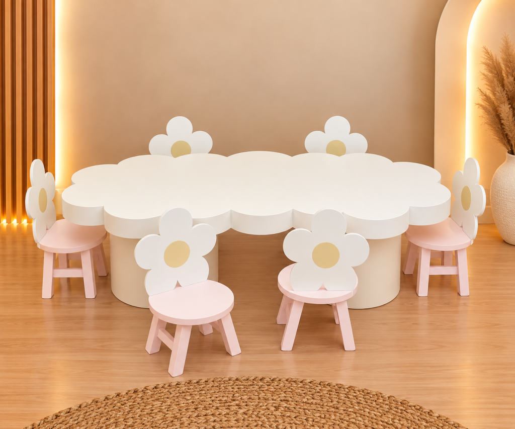 Mesa Infantil Temática Nuvem Cadeiras Margarida piquenique