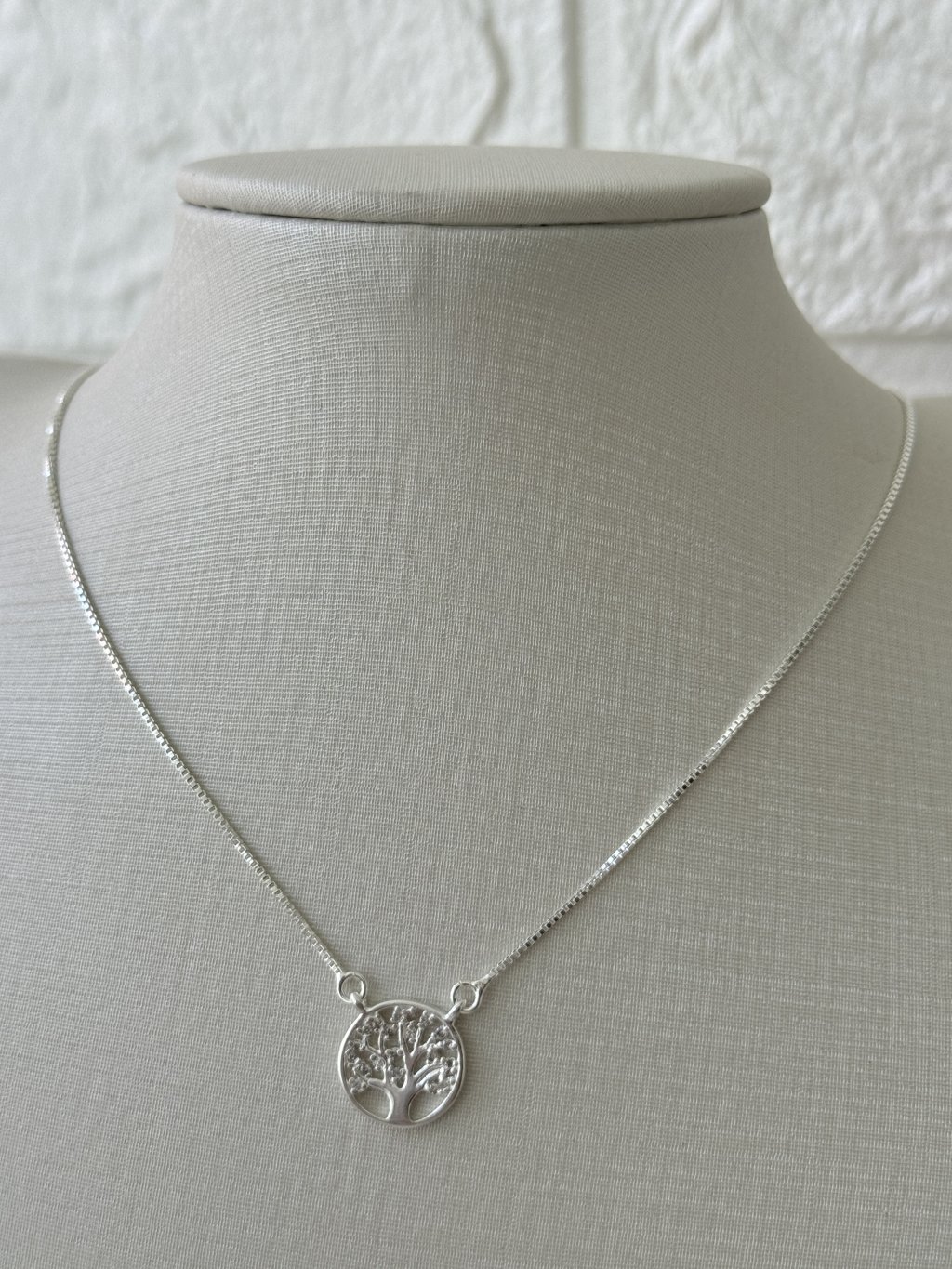 COLAR ÁRVORE CRAVEJADA 45CM 