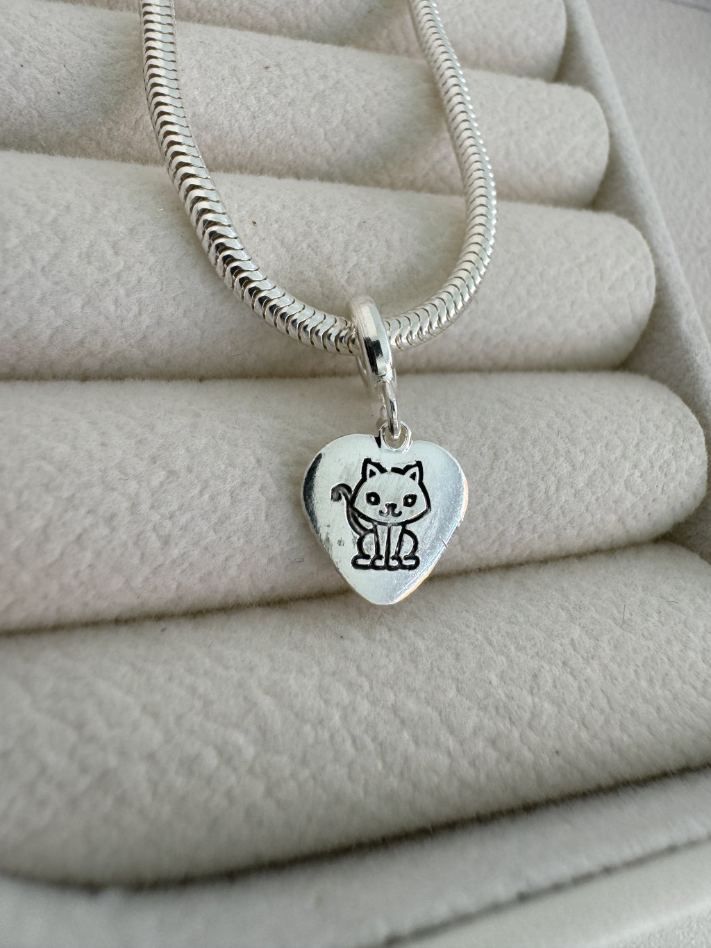 BERLOQUE GATO PLAQUINHA 