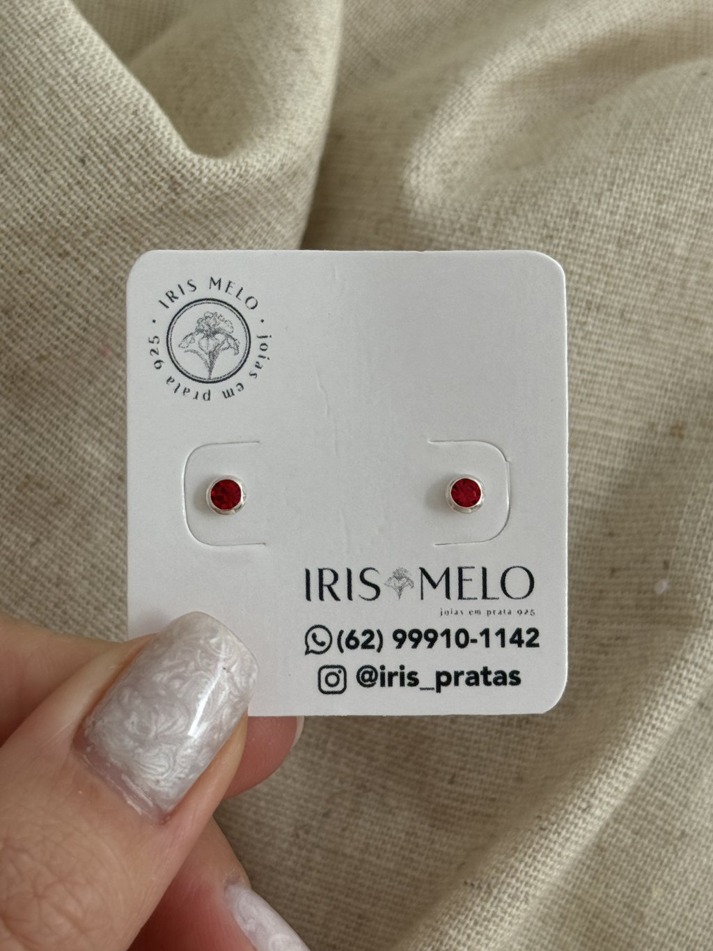 BRINCO BABY PEDRA VERMELHA 
