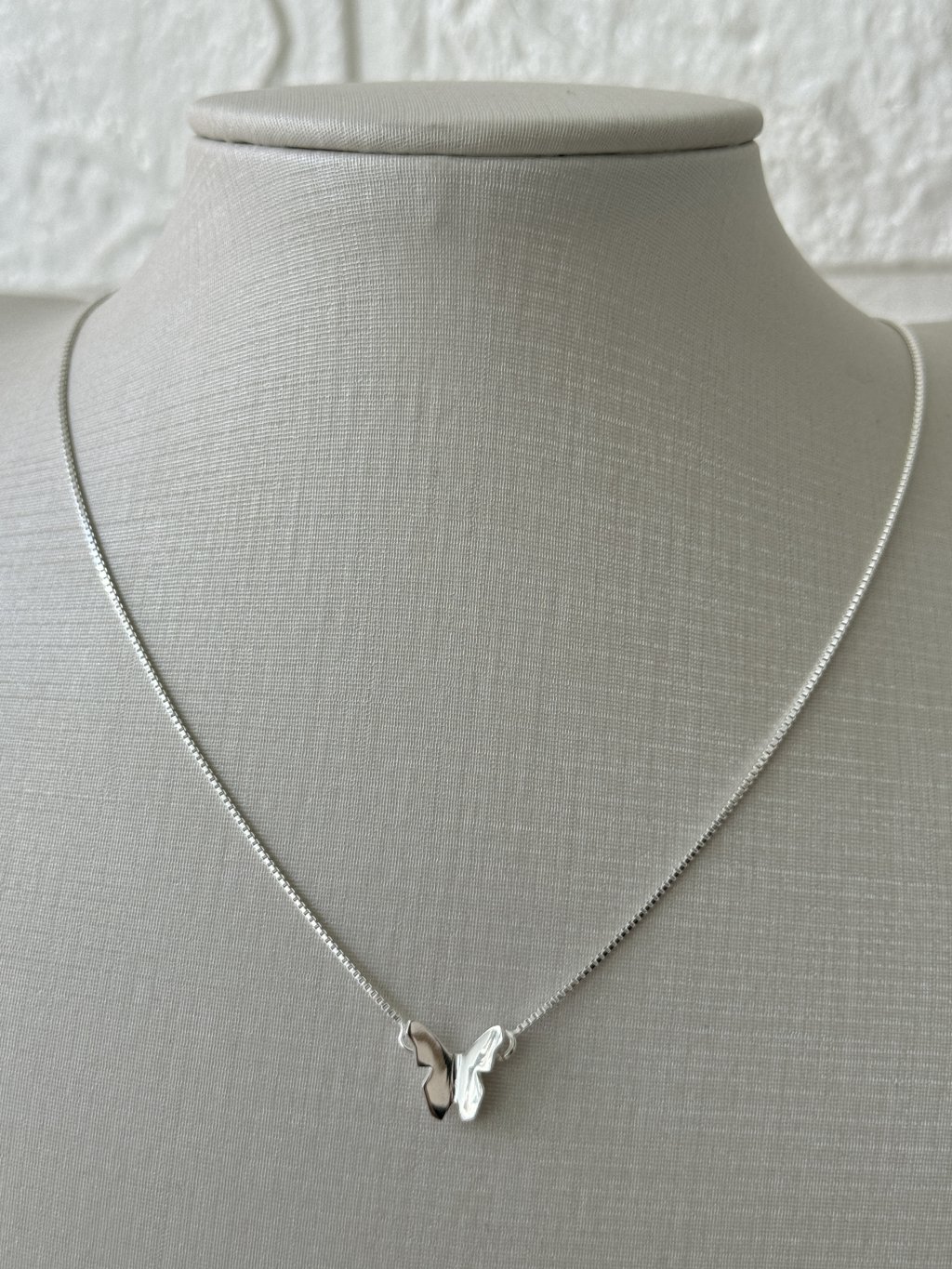 COLAR BORBOLETA ORIGAMI 45CM 