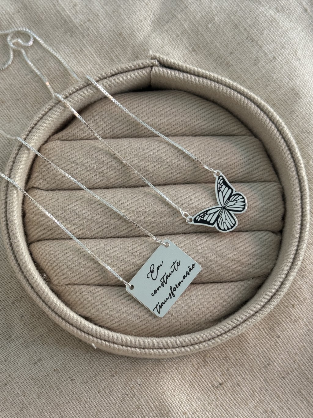 ESCAPULÁRIO BORBOLETA TRANSFORMAÇÃO 60CM 