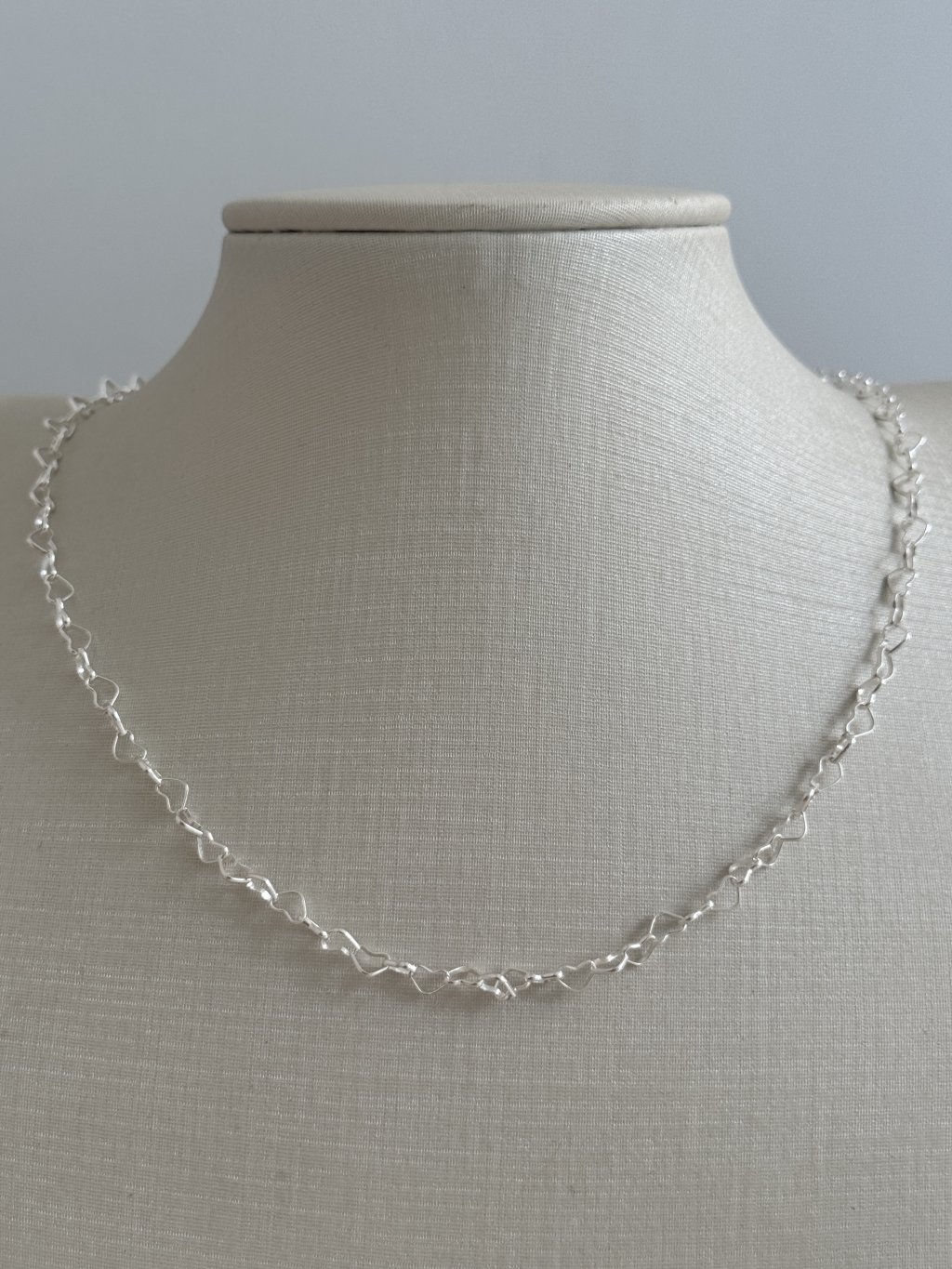 CHOCKER ELOS CORAÇÕES 40CM