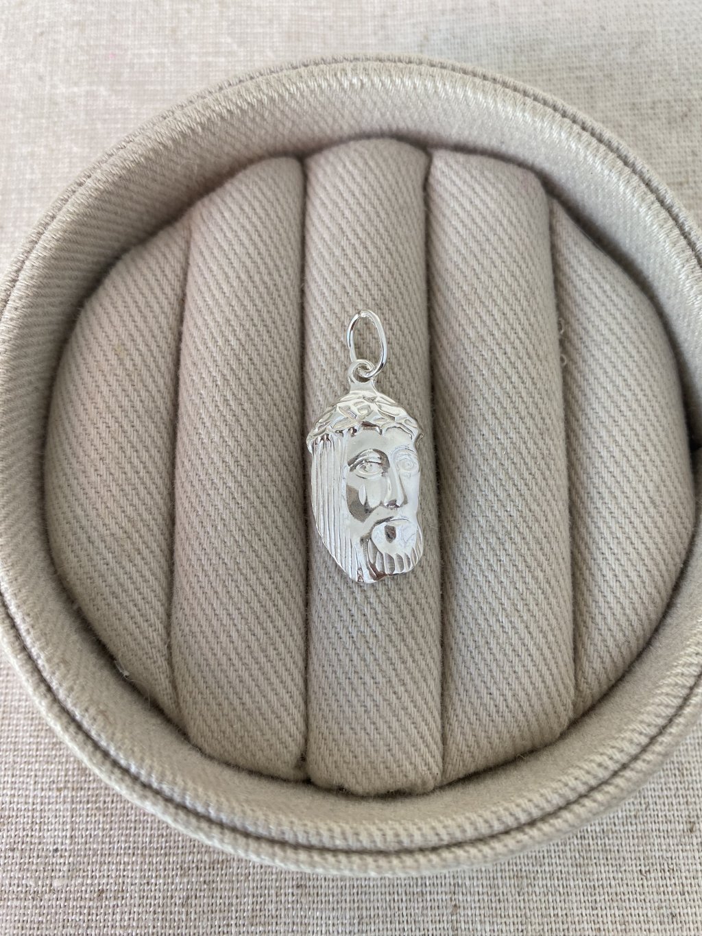 PINGENTE FACE DE CRISTO