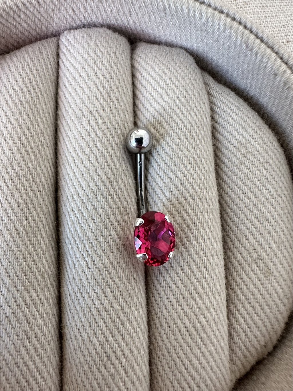 PIERCING UMBIGO PEDRA ROSA + HASTE EM AÇO