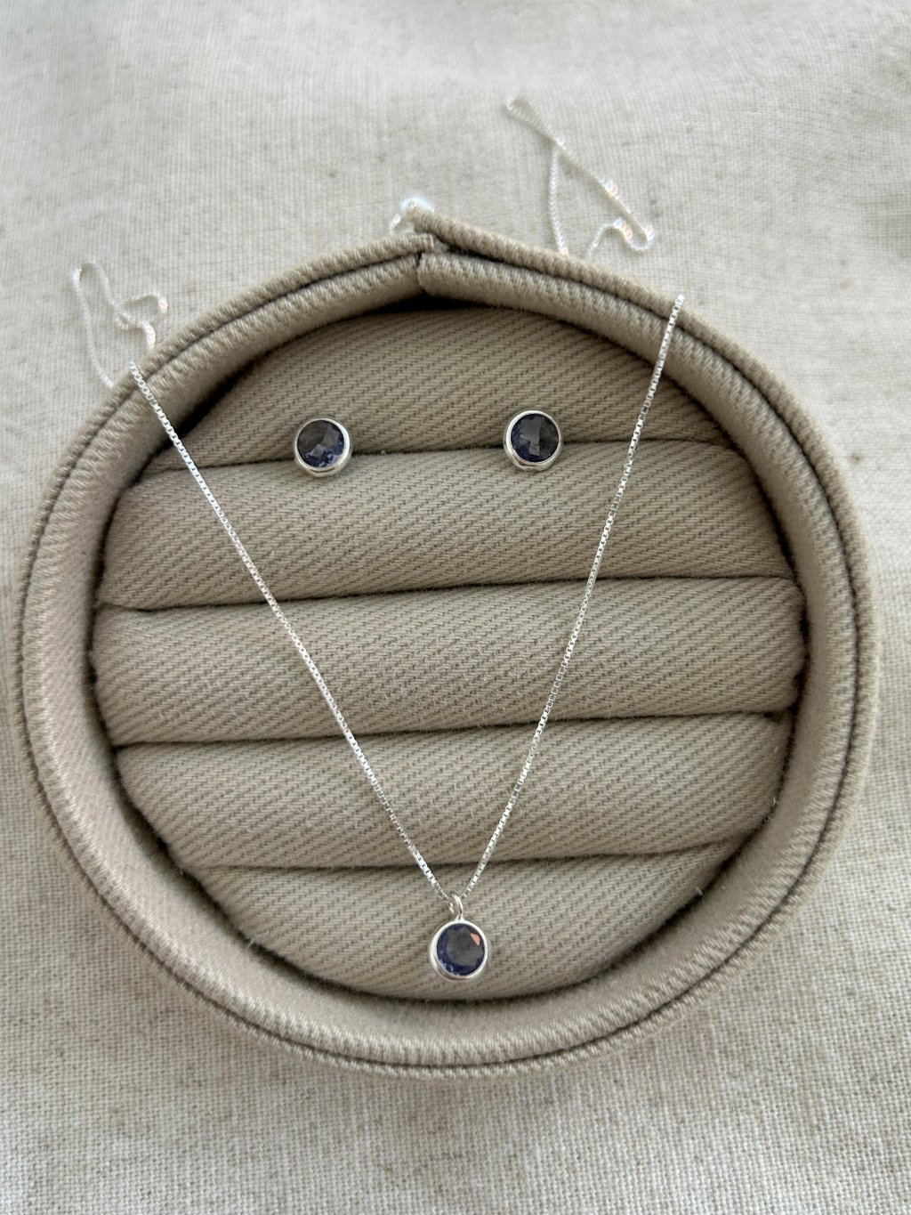 CONJUNTO PEDRA ROXO 45CM