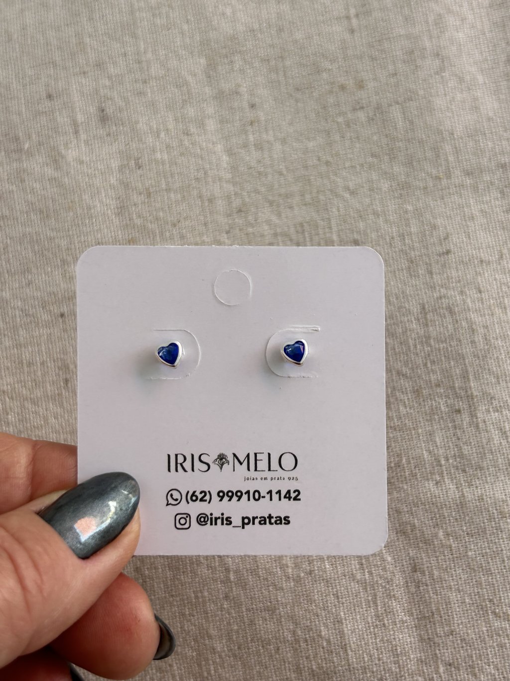 BRINCO PEDRA CORAÇÃO AZUL