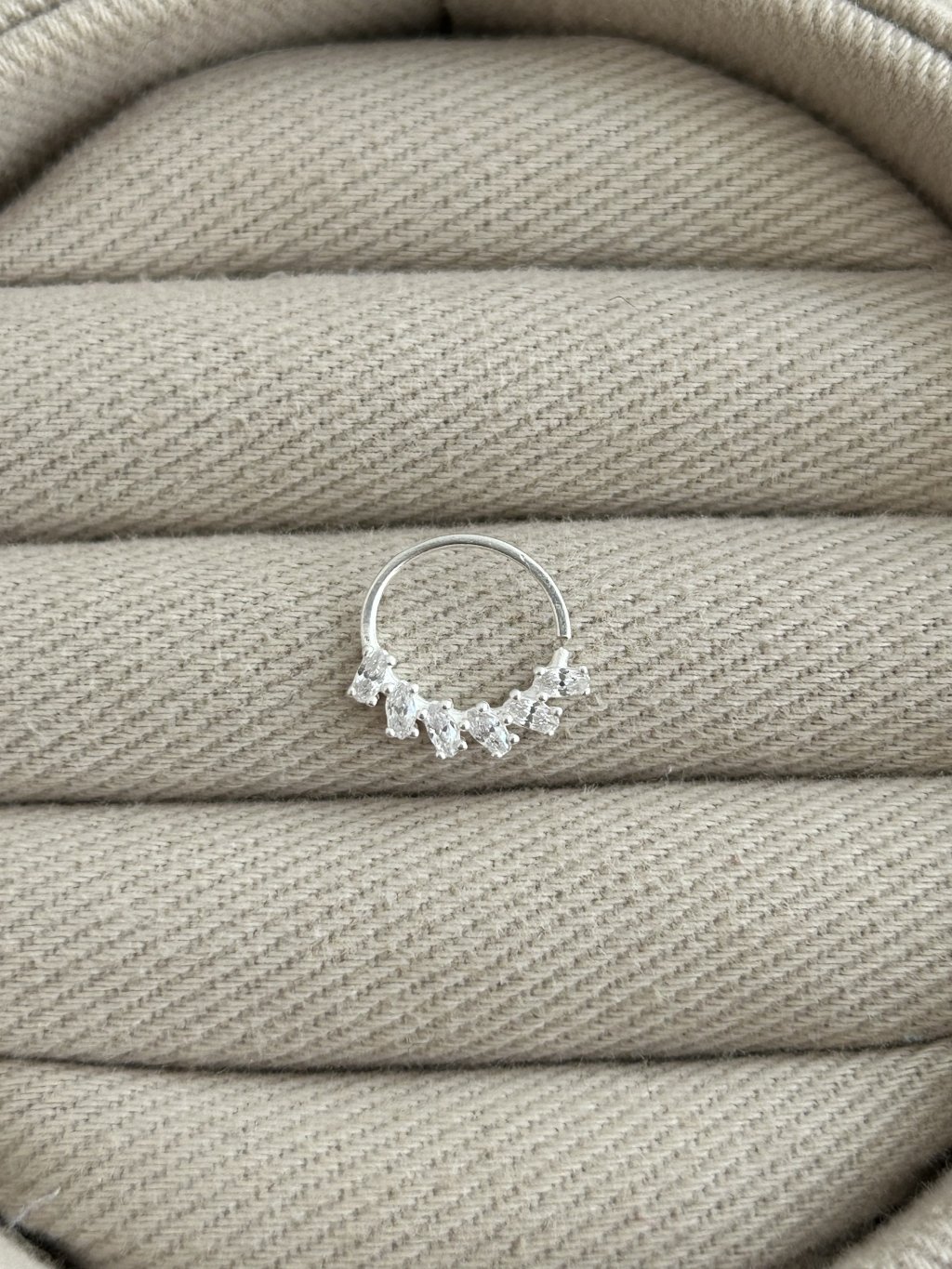 PIERCING ARGOLA PEDRAS RETANGULARES 1.1CM