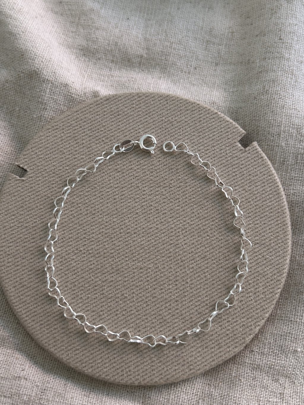 PULSEIRA ELOS CORAÇÕES 20CM