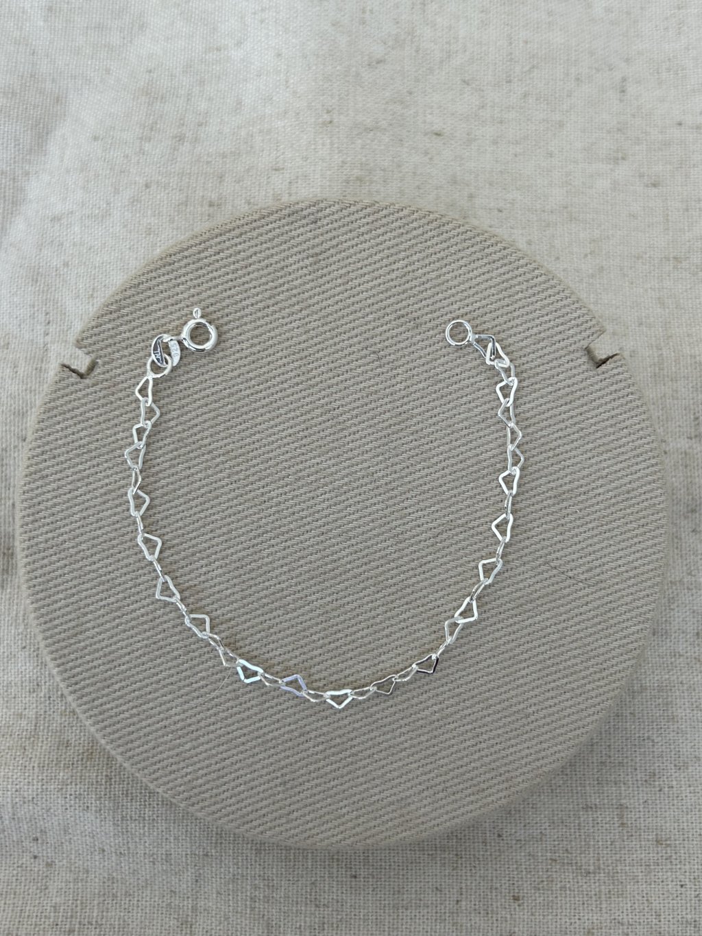 PULSEIRA INFANTIL ELOS CORAÇÕES 15CM