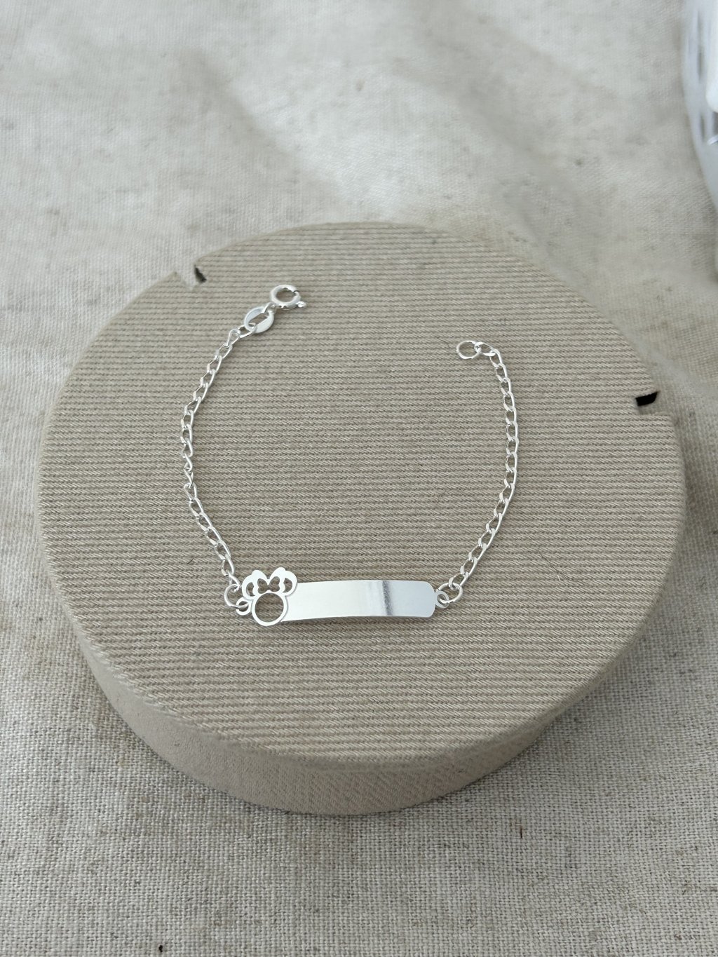 PULSEIRA INFANTIL PLAQUINHA MINNIE 15CM