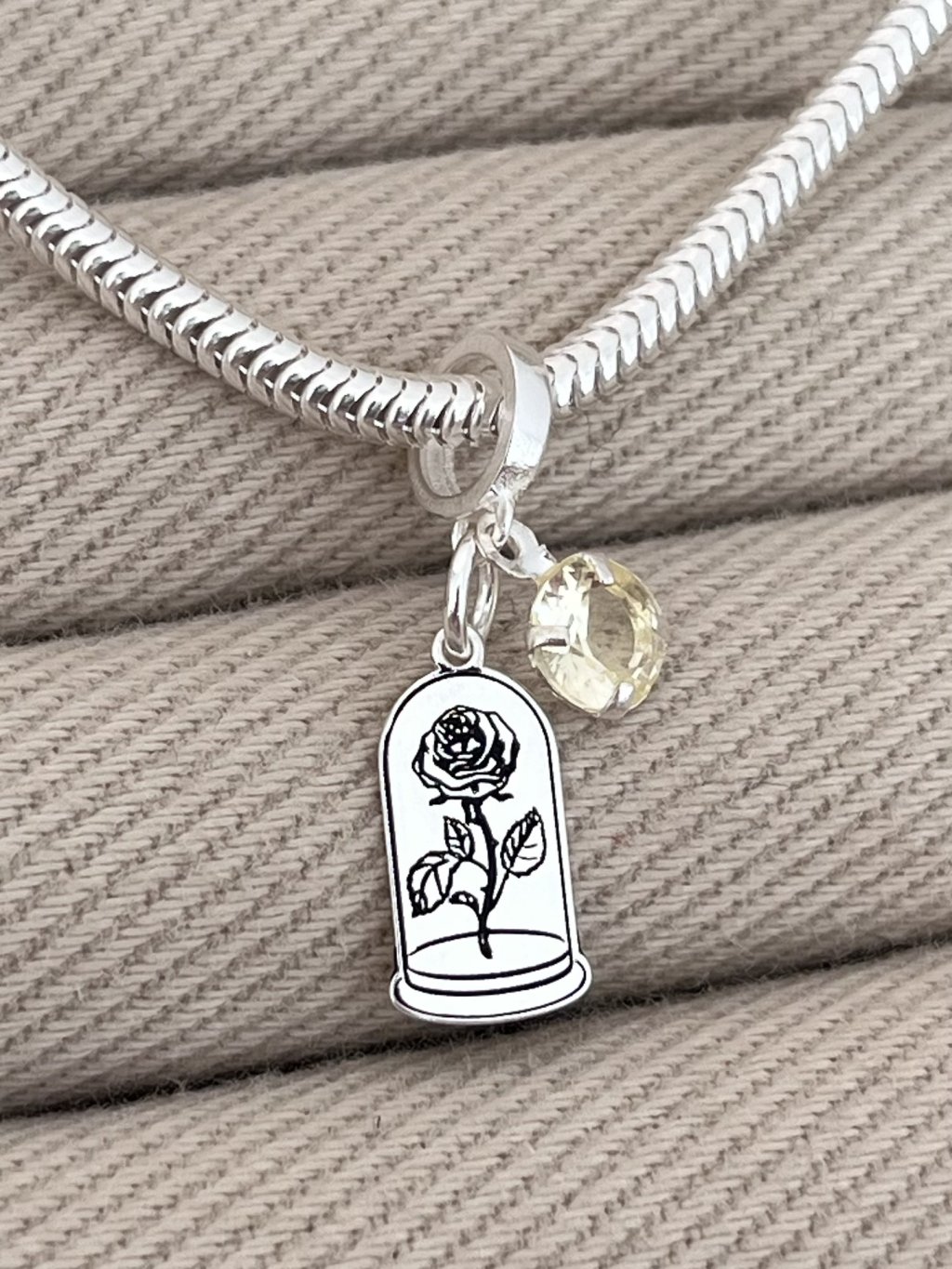 BERLOQUE BELA E A FERA 