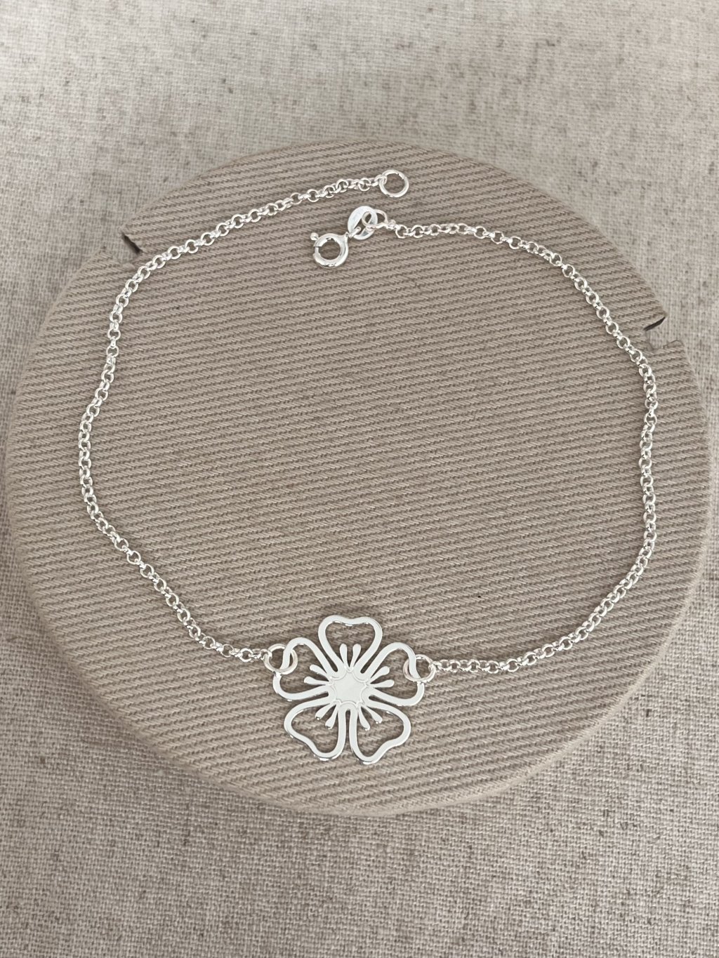 TORNOZELEIRA FLOR VAZADA 24CM