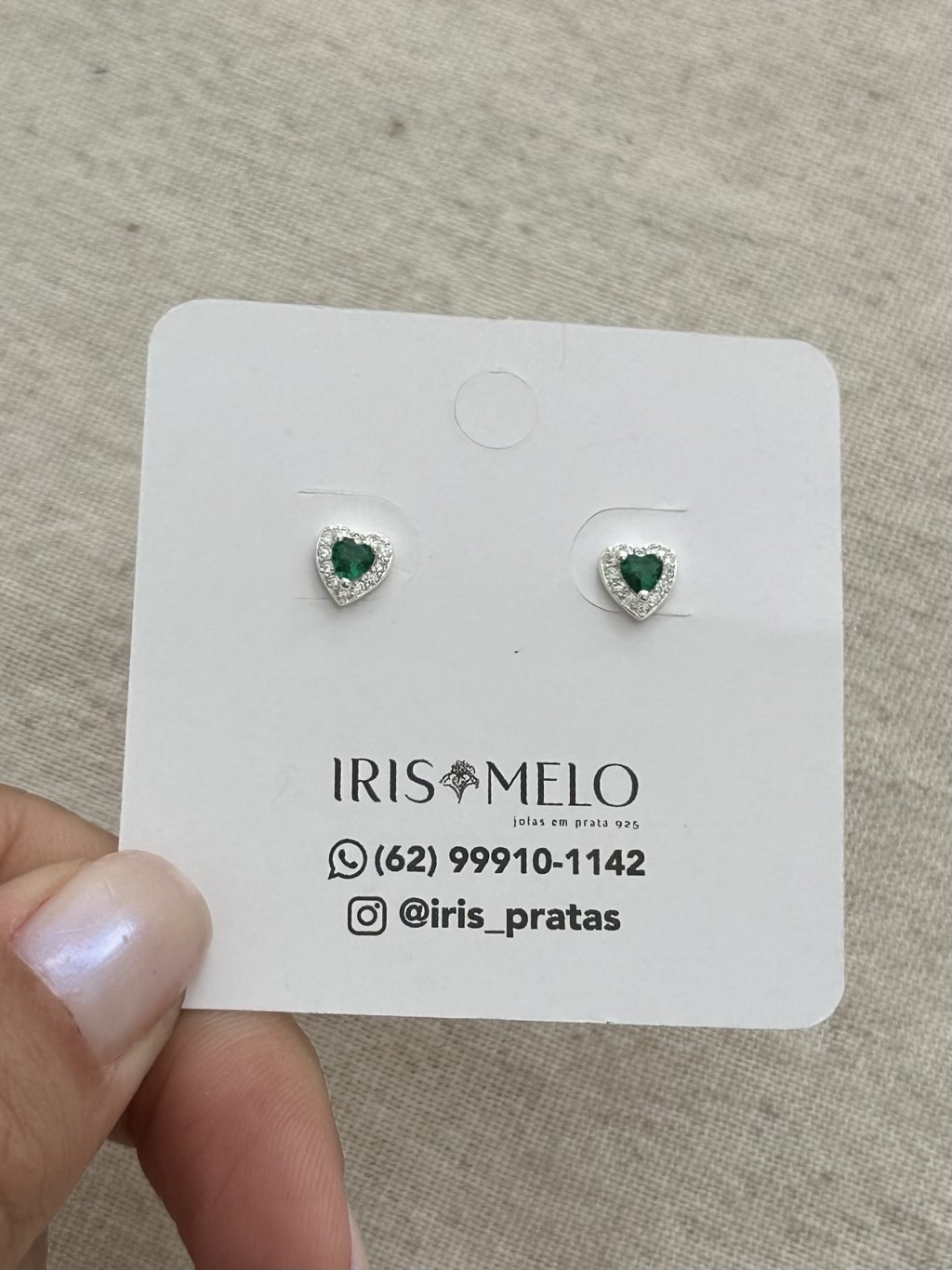 BRINCO CORAÇÃO CRAVEJADO PEDRA VERDE 