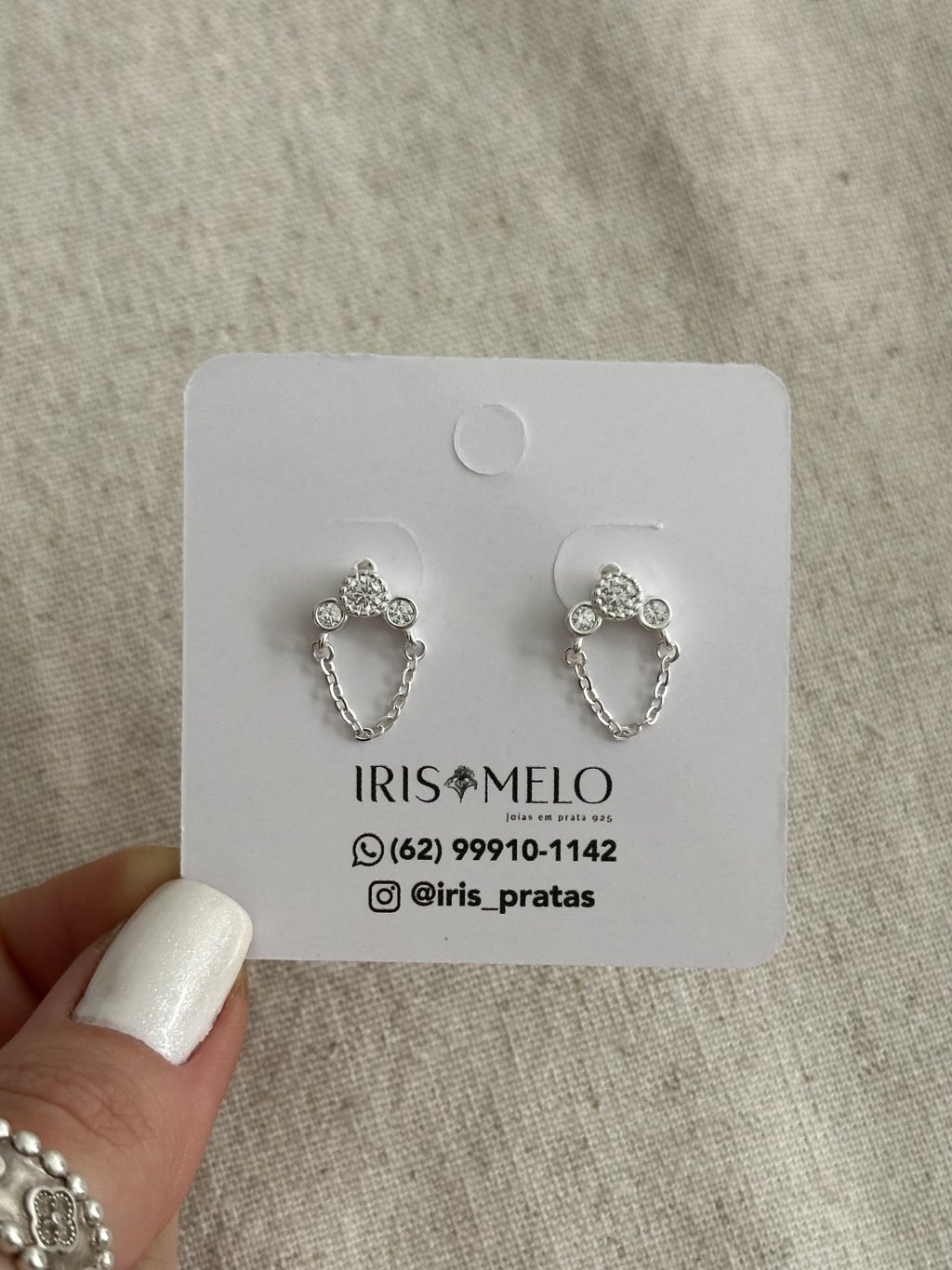 BRINCO PEDRAS CORRENTINHA