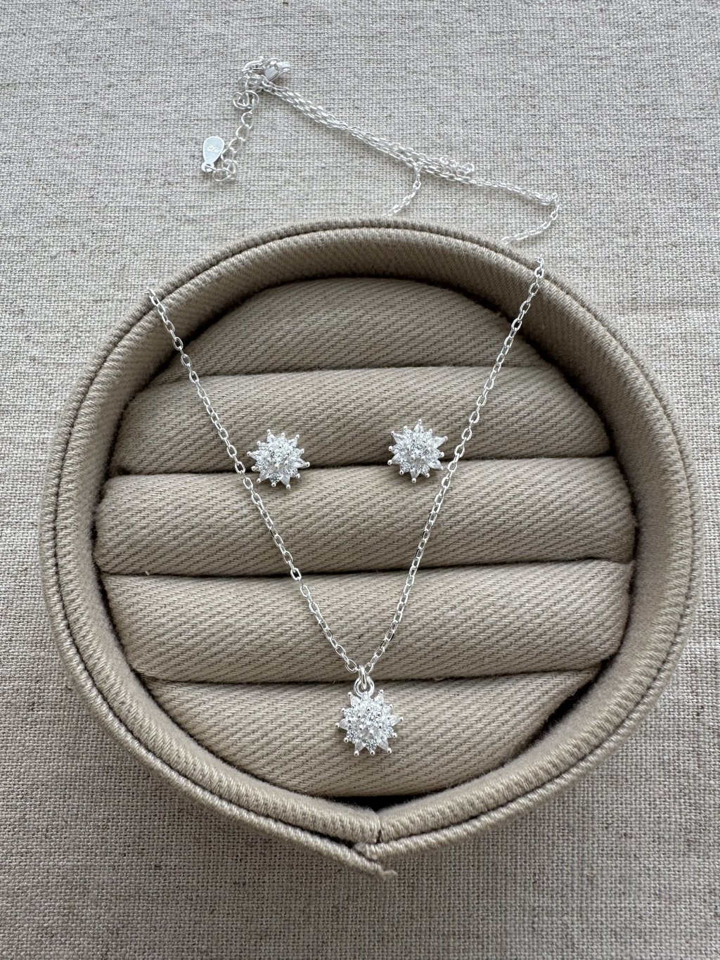 CONJUNTO CRAVEJADO 45CM