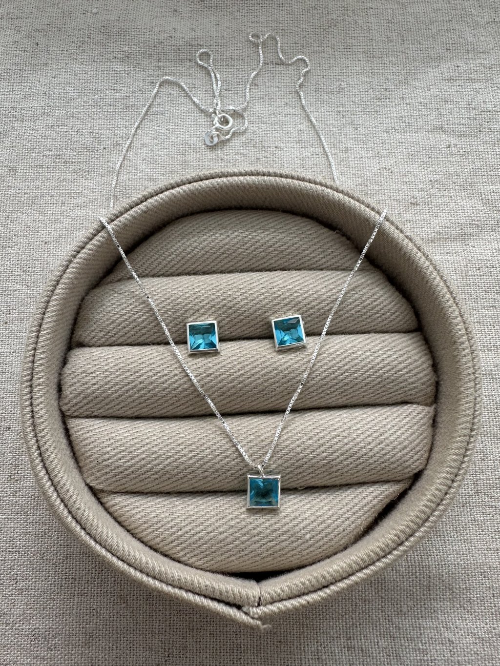 CONJUNTO QUADRADO PEDRA AZUL 45CM